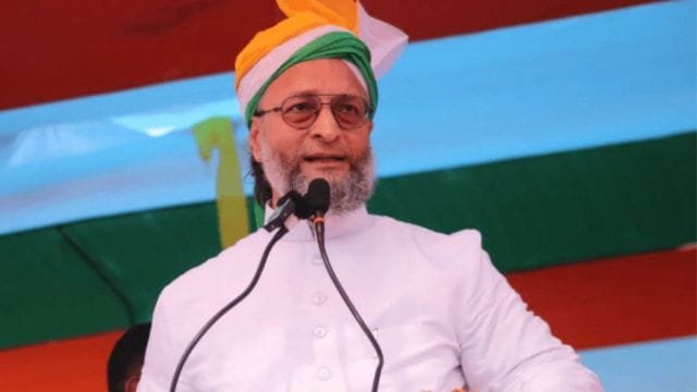 rajneetiguru.com - सुप्रीम कोर्ट में वक्फ संशोधन अधिनियम की सुनवाई। Image Credit – The Indian Express