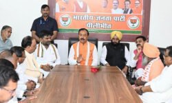 RajneetiGuru.com - अखिलेश का 2047 तक कोई भविष्य नहीं केशव प्रसाद मौर्य - Ref by Free Press Journal