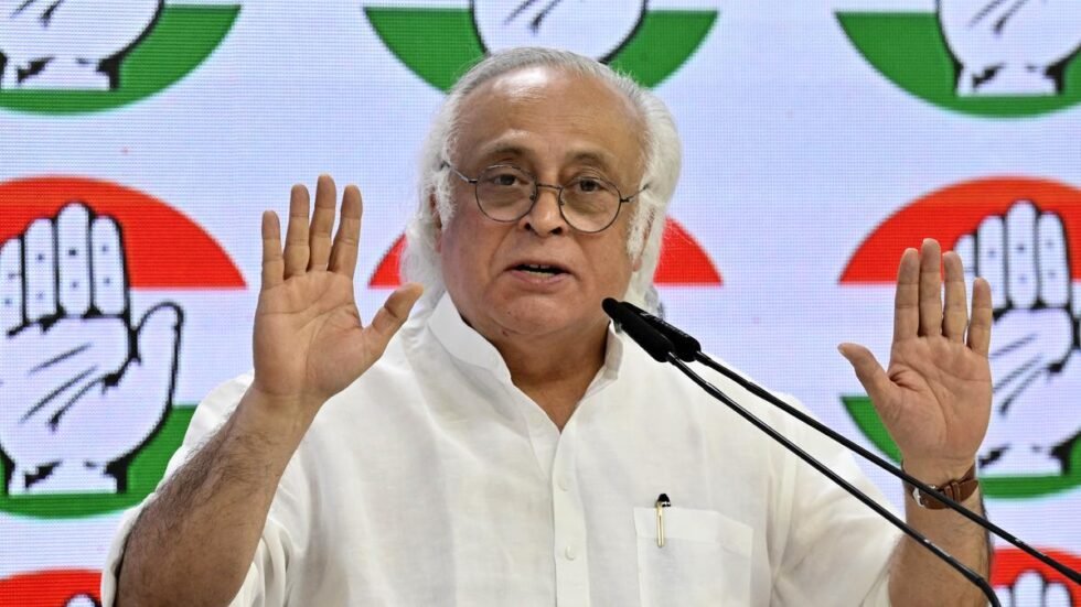 RajneetiGuru.com - कांग्रेस का आरोप अदाणी ने वन अधिकार अधिनियम का उल्लंघन किया - Ref by TheHindu
