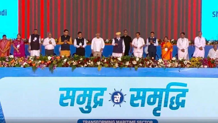 RajneetiGuru.com - पीएम मोदी ने प्रमुख समुद्री, हरित ऊर्जा परियोजनाओं का किया शुभारंभ - Ref by Free Press Journal