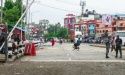 RajneetiGuru.com - भारत-नेपाल सीमा पर आवाजाही सामान्य हुई - FreePressJournal