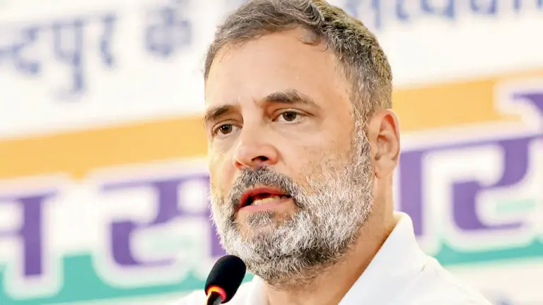 RajneetiGuru.com - राहुल गांधी ने बीजेपी पर लगाया 'वोट चोरी' का व्यापक आरोप - Ref by MSN