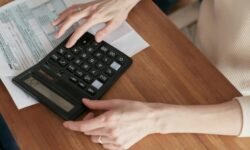 rajneetiguru.com - GST 2.0 से व्यापारियों के चेहरे खिले, Praveen Khandelwal