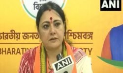 आसनसोल-दक्षिण-विधानसभा-क्षेत्र-की-52-वर्षीय-विधायक-को-अग्निमित्रा-पॉल image credit - ANI