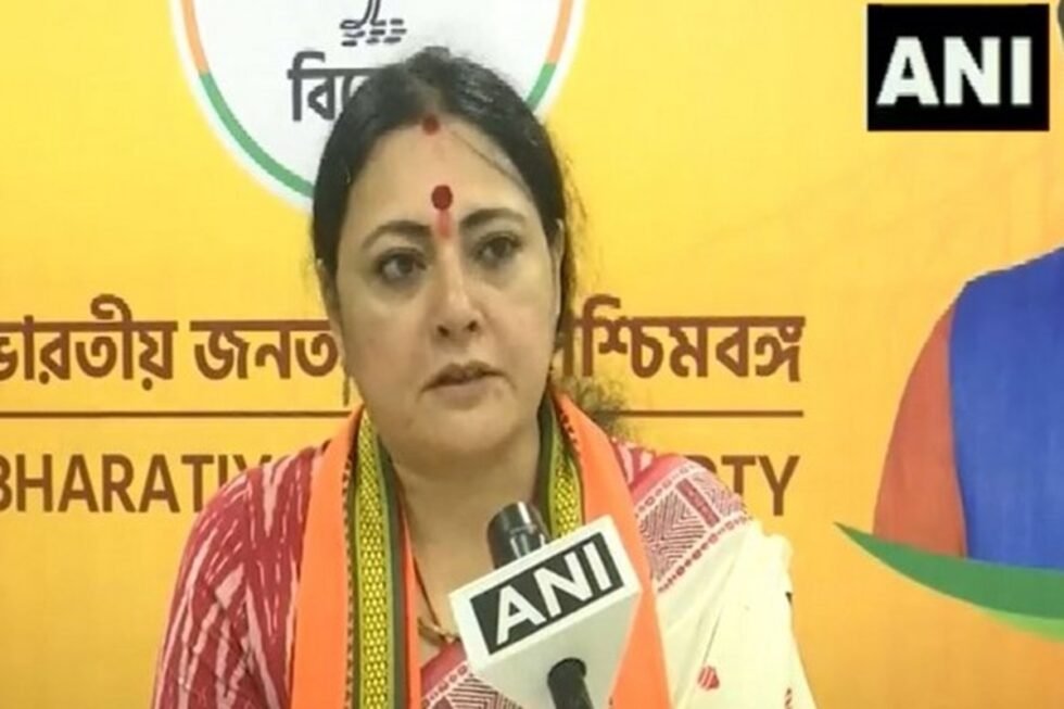 आसनसोल-दक्षिण-विधानसभा-क्षेत्र-की-52-वर्षीय-विधायक-को-अग्निमित्रा-पॉल image credit - ANI