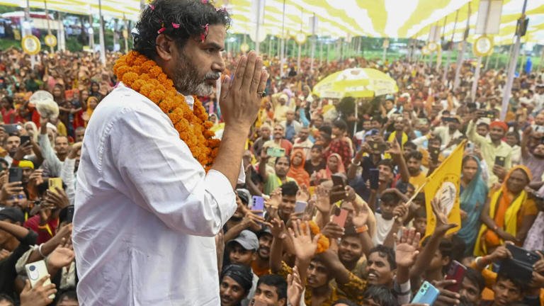 RajneetiGuru.com - जन सुराज पार्टी (JSP) ने उतारे बिहार चुनाव के पहले 51 उम्मीदवार - Image Credited Times NOW