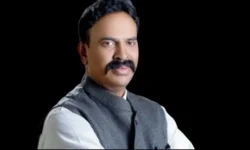 rajneetiguru.com - महिला डॉक्टर की आत्महत्या से सतारा की सियासत गरमाई। Image Credit – The Indian Express