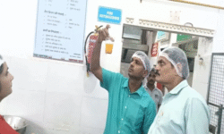 SamacharToday.co.in - प्रमुख ब्रांड पतंजलि, अमूल शुद्धता जाँच में विफल - Image Credited by NewsPoint