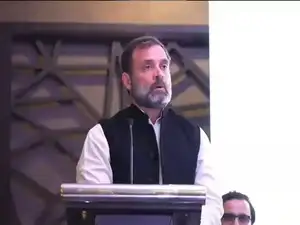 rajneetiguru.com - राहुल गांधी के विदेशी बयान पर भाजपा का हमला। Image Credit – The Economic Times