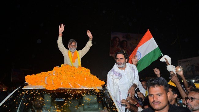 rajneetiguru.com - बिहार चुनाव 2025 में पूर्व अफसरों की राजनीतिक एंट्री। Image Credit – The Indian Express