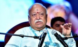 RajneetiGuru.com - RSS प्रमुख भारत की अमरता हेतु हिंदू अस्तित्व निर्णायक - Image Credited by Hindustan Times