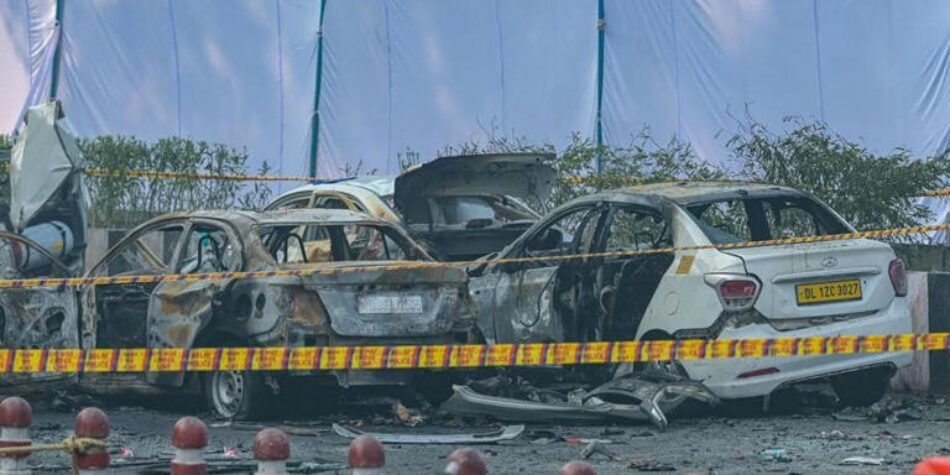 Rajneeti Guru | राजनीति गुरु