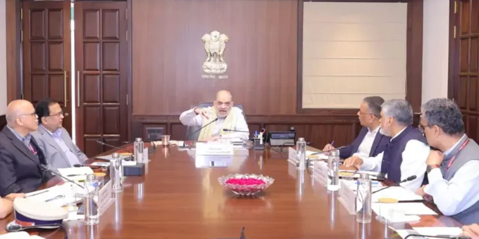 Rajneeti Guru | राजनीति गुरु