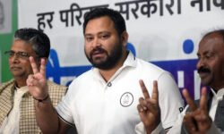 RajneetiGuru.com - राघोपुर की कड़ी टक्कर में तेजस्वी की साख दांव पर - Image credited by Live Mint