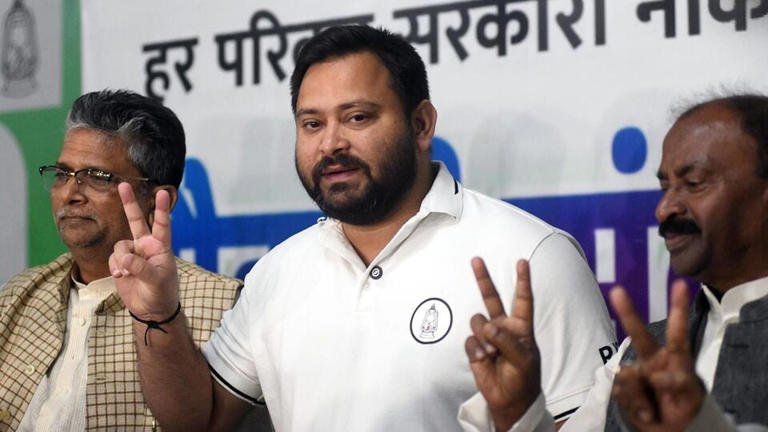 RajneetiGuru.com - राघोपुर की कड़ी टक्कर में तेजस्वी की साख दांव पर - Image credited by Live Mint