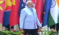 RajneetiGuru.com - AI वीडियो से पीएम मोदी के अतीत पर विवाद - Image Credited by Times NOW