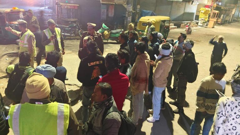 RajneetiGuru.com - ऑपरेशन आघात नए साल से पहले दिल्ली में भारी धरपकड़ - Image Credited by NDTV