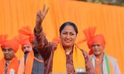 RajneetiGuru.com - दिल्ली नगर निगम (MCD)  उपचुनाव बीजेपी का दबदबा, जीतीं सात में से बारह सीटें - Image Credited by India Today