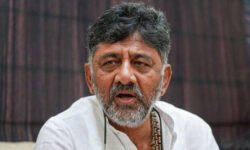 RajneetiGuru.com - शिवकुमार ने वॉच विवाद पर दिया मज़ेदार जवाब, भाजपा के आरोपों को नकारा - Image Credited by MoneyControl