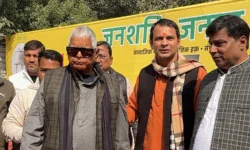 rajneetiguru.com - तेज प्रताप के भाजपा संकेत और RJD की नरमी। Image Credit – The Indian Express