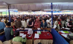 rajneetiguru.com - बंगाल के SIR कैंपों में टीएमसी नियंत्रण पर विवाद। Image Credit – The Indian Express