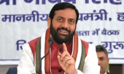 rajneetiguru.com - नायब सिंह सैनी के पंजाब दौरे से AAP क्यों असहज। Image Credit – The Indian Express