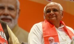 RajneetiGuru.com - उपेक्षा के चलते सामूहिक इस्तीफों से हिला नवसारी भाजपा संगठन - Image Credited by The Indian Express