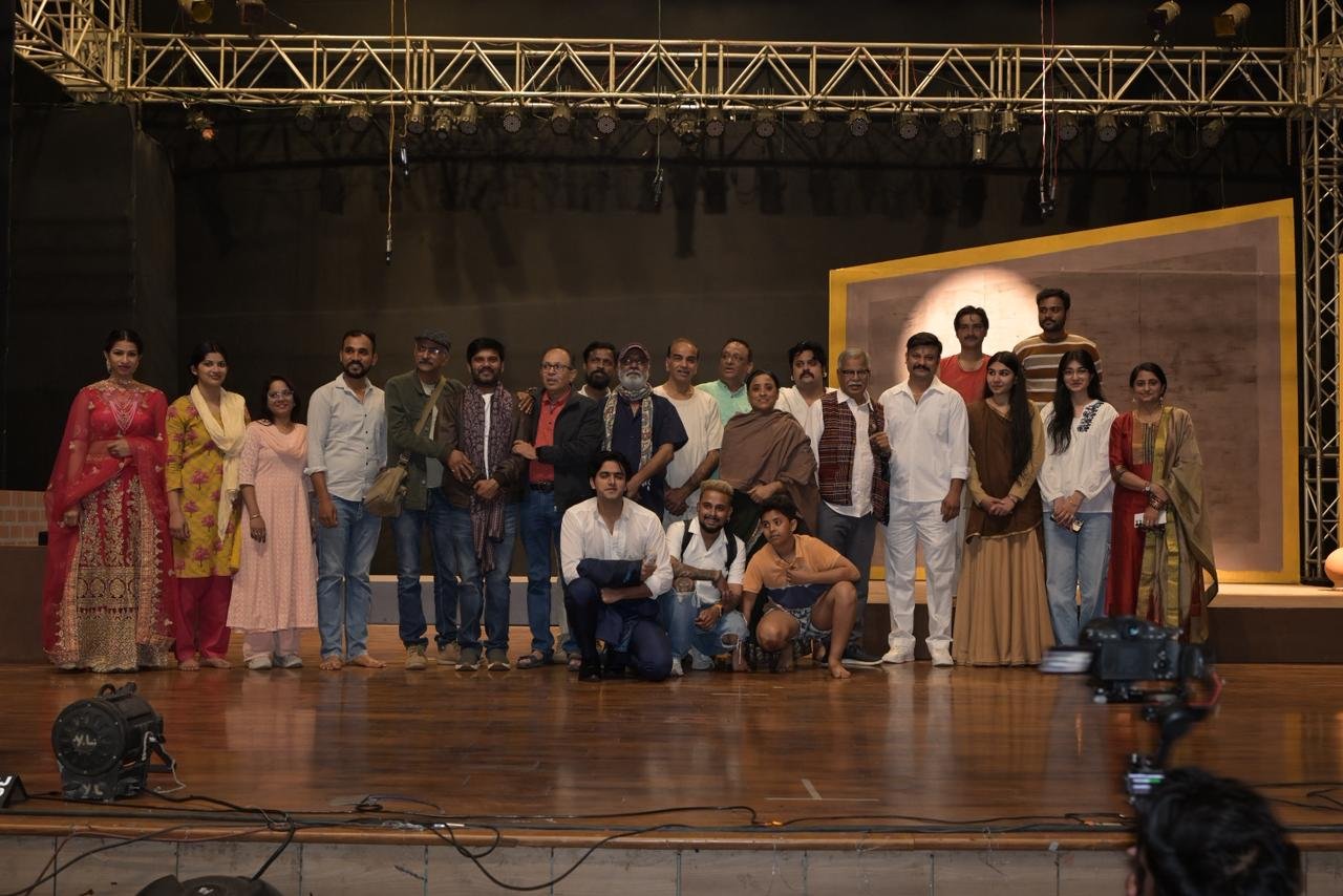 RajneetiGuru.com - भारत रंग महोत्सव की सिल्वर जुबली से भारतीय रंगमंच गुलजार - Image Credited by PIB