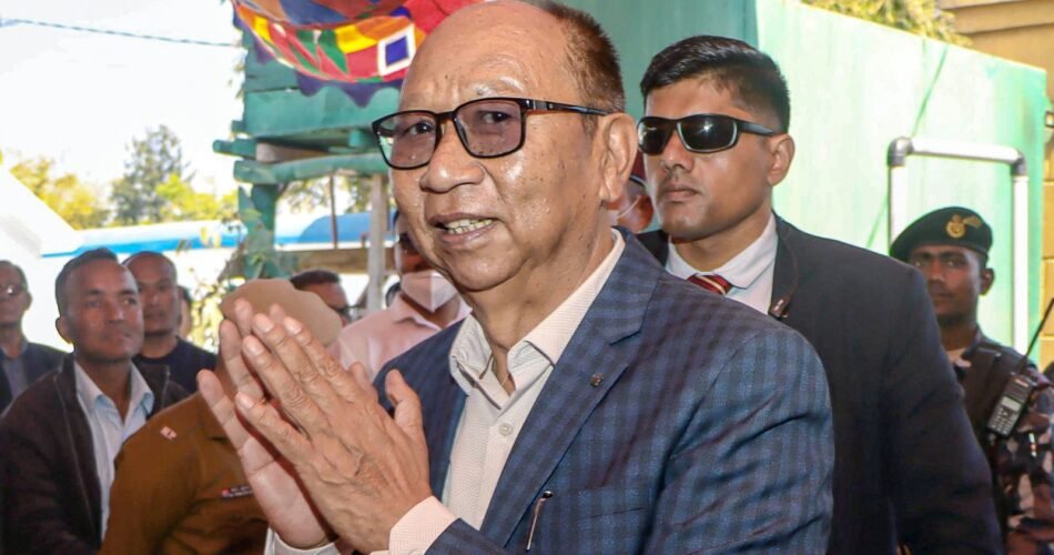 Rajneeti Guru | राजनीति गुरु