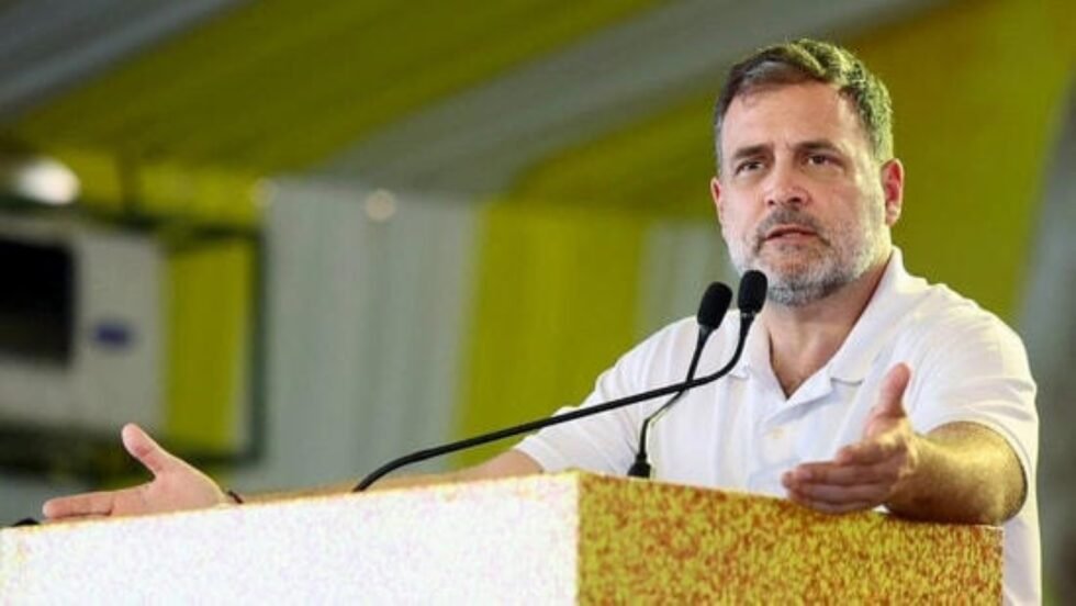 RajneetiGuru.com - खाड़ी युद्ध के पीछे महाशक्तियों की प्रतिद्वंद्विता राहुल गांधी - Image Credited by Hindustan Times