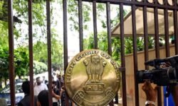 RajneetiGuru.com - दिल्ली हाईकोर्ट, चुनाव आयोग को निर्देश - Image Credited by Newsable Asianet News