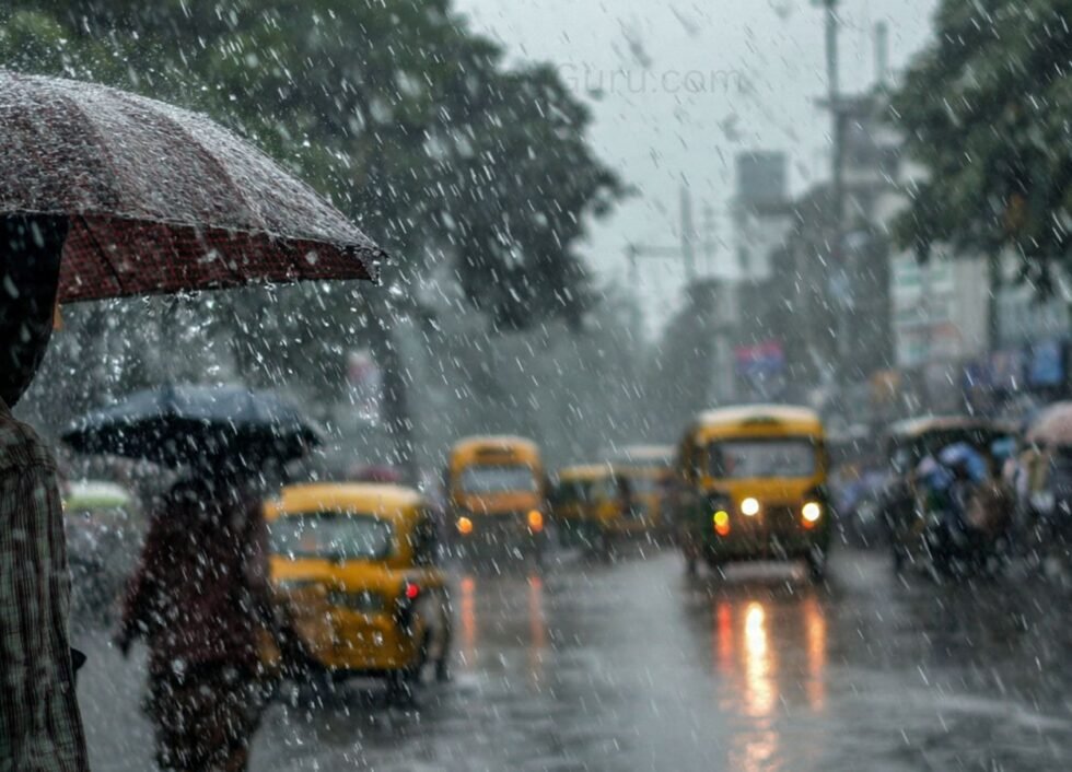 भारत में मॉनसून की एंट्री, जानें दिल्ली-UP में कब पहुंचेगा- RajneetiGuru.com