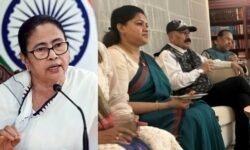 TMC में बगावत के दावे से सियासी हलचल, 21 सांसदों को लेकर अटकलें तेज - RajneetiGuru.com