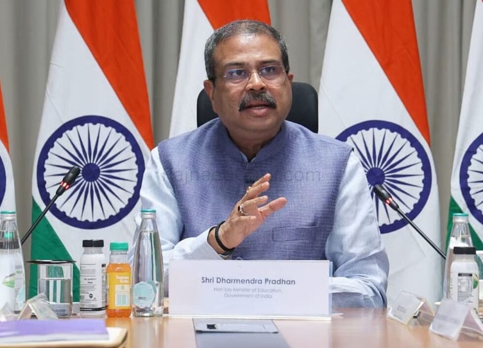 स्कूलों के लिए राष्ट्रीय मानसिक स्वास्थ्य नीति जल्द, शिक्षकों को मिलेगी अहम भूमिका - RajneetiGuru.com