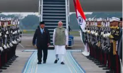 पीएम मोदी का इंडोनेशिया दौरा, राष्ट्रपति ने किया स्वागत - RajneetiGuru.com