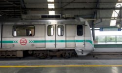 सुरक्षा कारणों से दिल्ली के 16 मेट्रो स्टेशन अगले आदेश तक बंद - RajneetiGuru.com