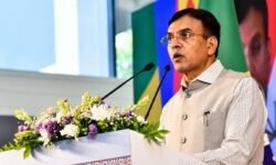 हैदराबाद में ब्रिक्स ट्रेड यूनियन फोरम सम्मेलन का शुभारंभ हुआ - RajneetiGuru.com