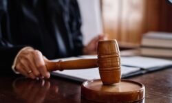 Supreme Court ने ₹2,000 से ऊपर UPI MDR पर रोक से किया इनकार - RajneetiGuru.com