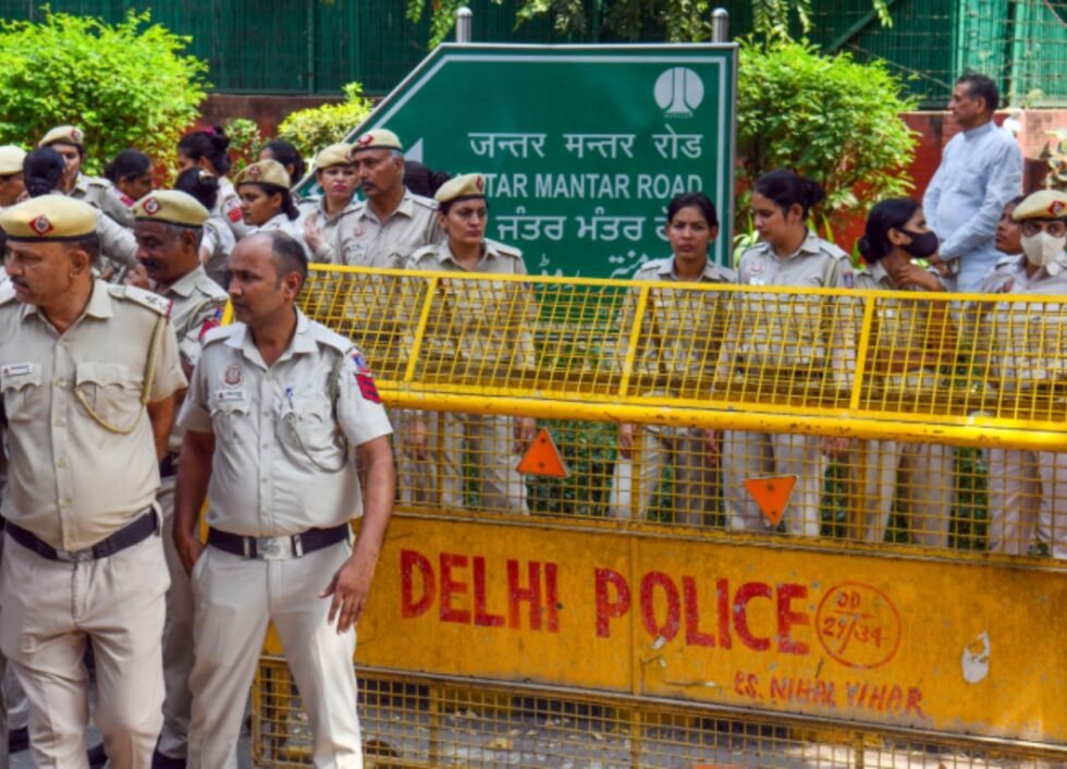 CJP प्रदर्शन से पहले दिल्ली में हाई अलर्ट, 35 हजार जवान तैनात - RajneetiGuru.com